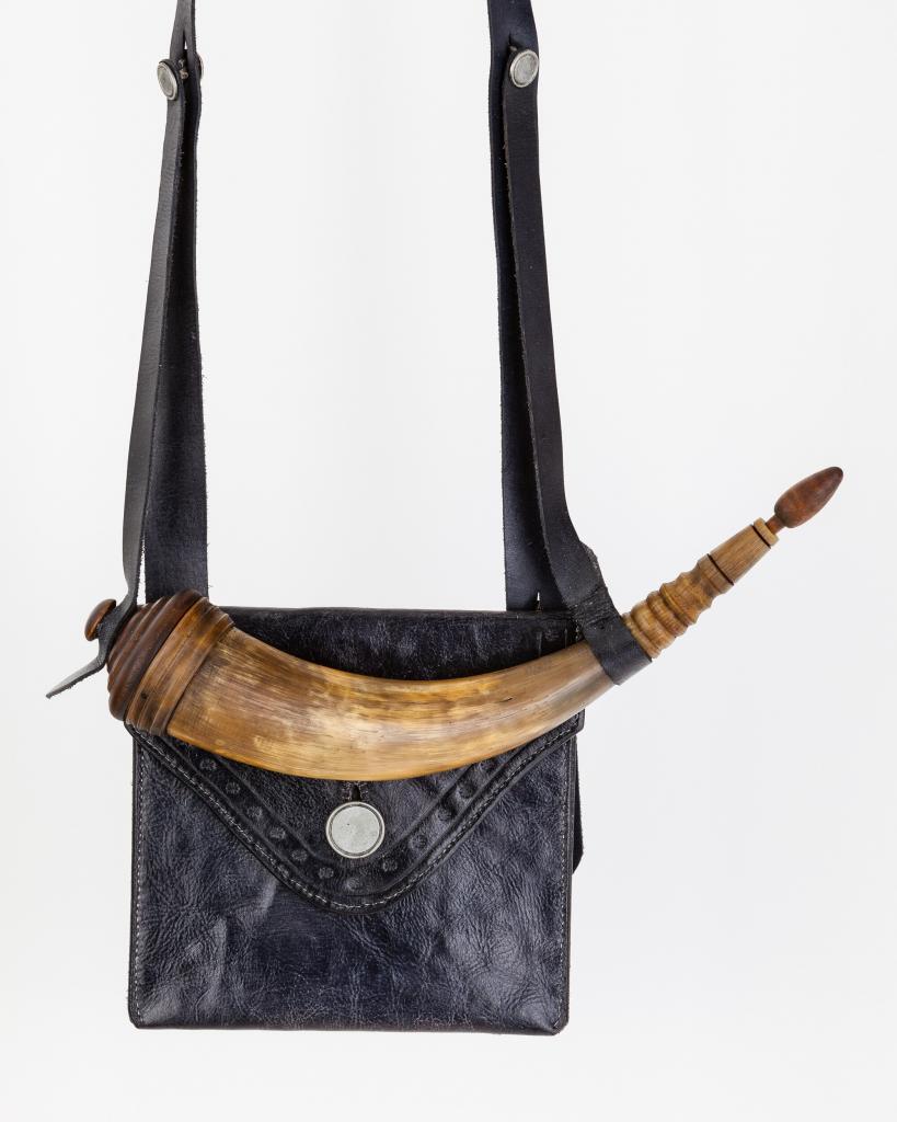 Bag #21, Horn #21, with just flap tooling and a completely custom powder